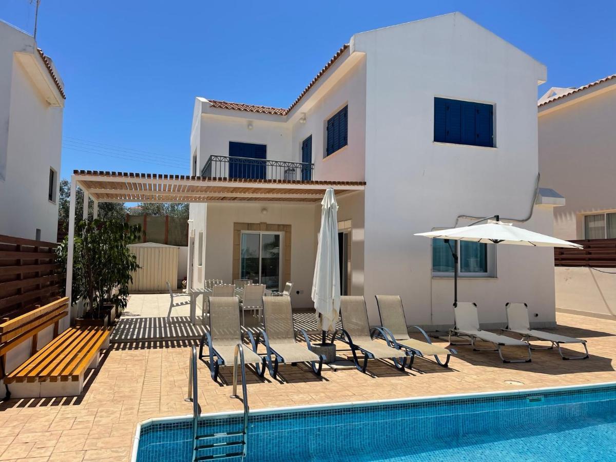 Sol Y Mar Malama Villa พาราลิมนี ภายนอก รูปภาพ